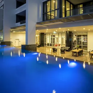 **** Aparthotel Synergy Broadbeach - Official Australia